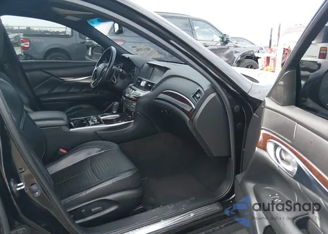 2015 Infiniti Q70 3.7 из США, поврежденный, VIN JN1BY1AR1FM561090